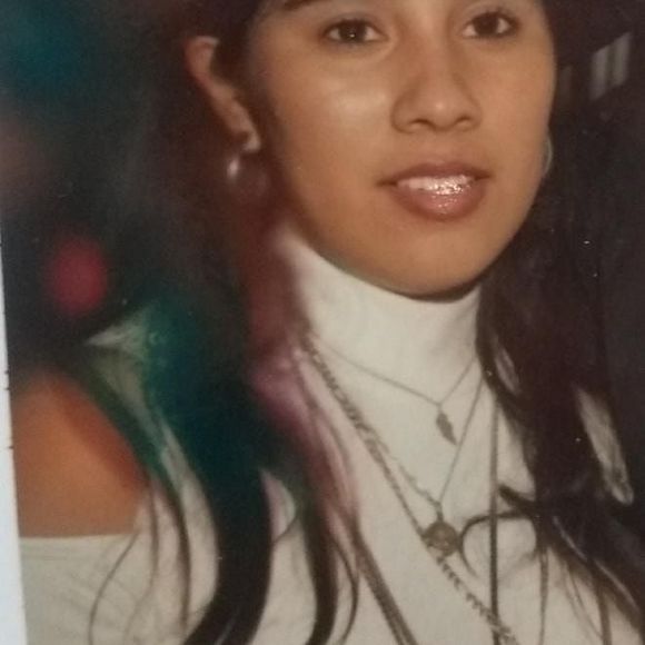 Meet your Posher, Gina - Picture 1 of 1